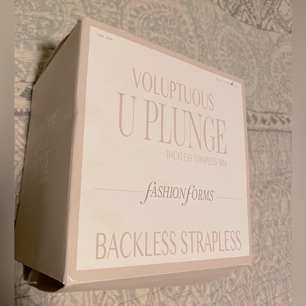 Backless, Strapless U Plunge Bra: Size DDD